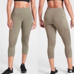 Athlete olive green Mesh Contender Capri leggings